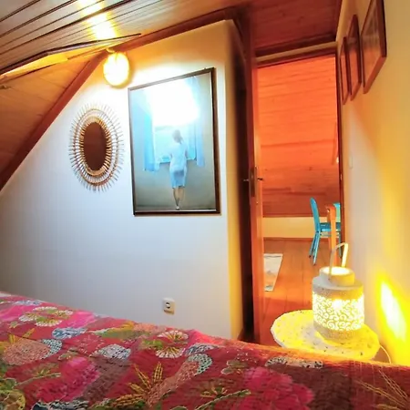 Mansarda No Coracao Do Bairro Alto Apartment *