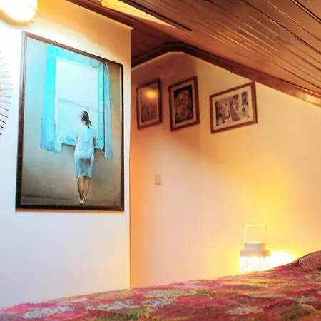 Mansarda No Coracao Do Bairro Alto アパート